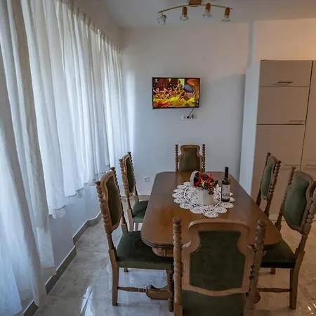 Mili -kantrida Apartman *